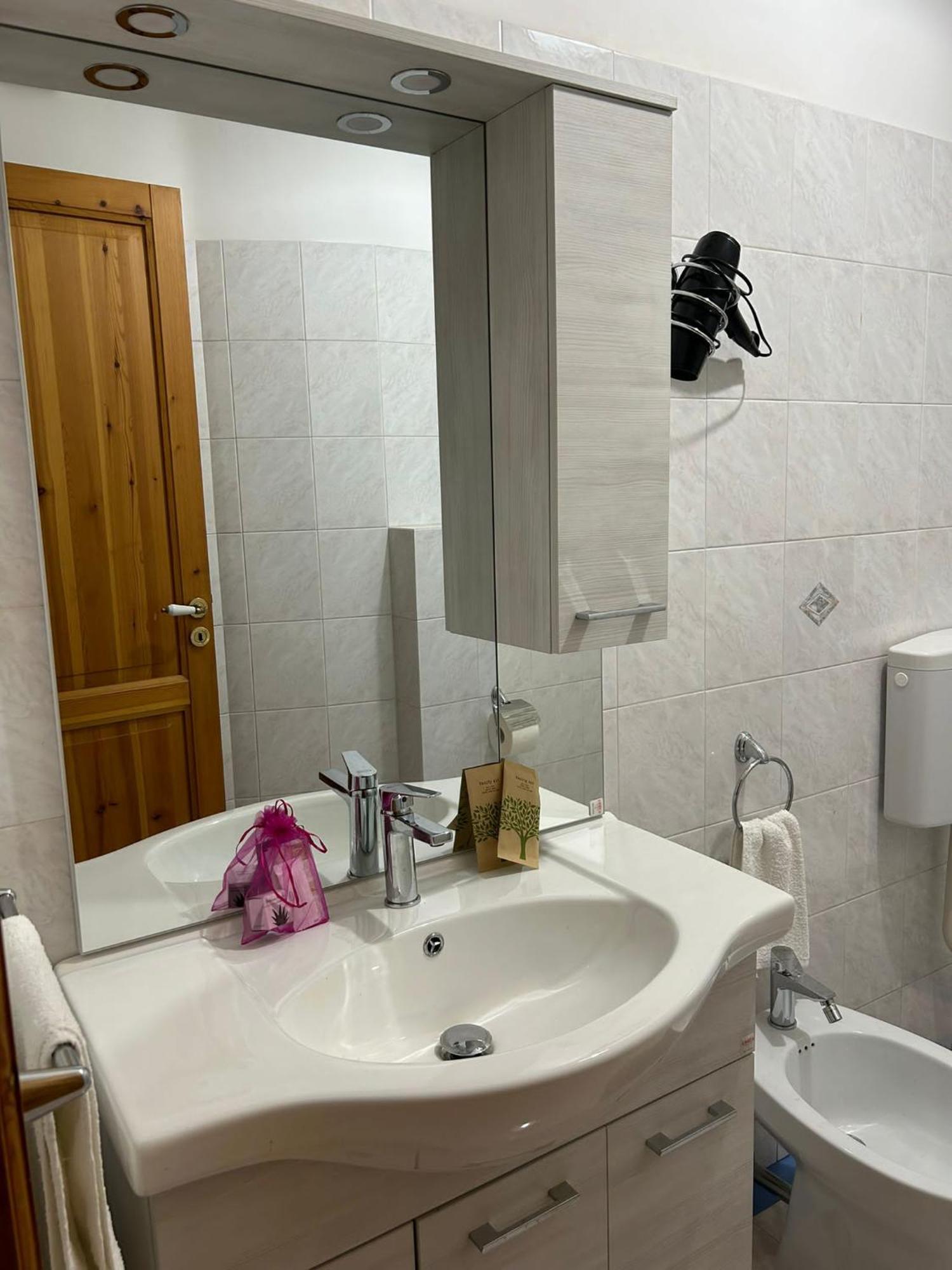 Casa Sole E Luna Canneto  Room photo